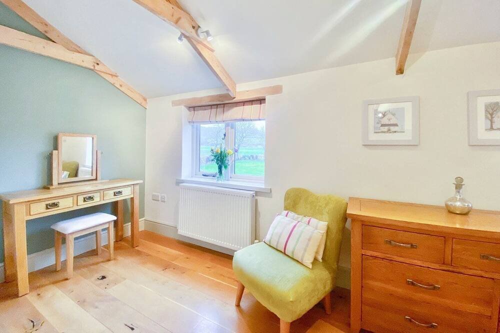 Photo of Bedroom in Dyrham