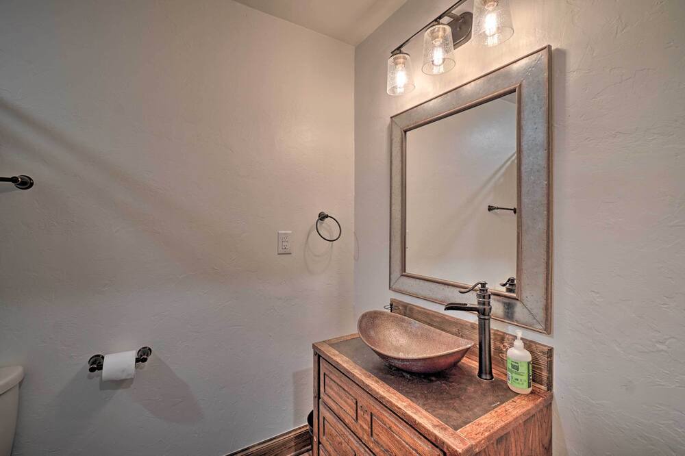 Photo of Bathroom in Oklahoma County