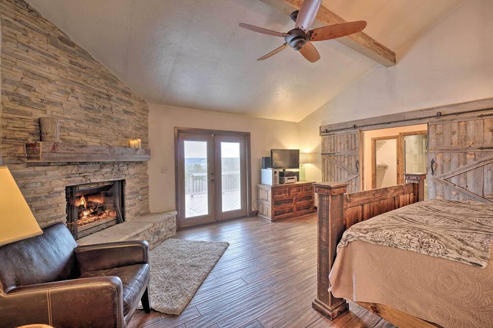 Photo of Livingroom in Oklahoma County