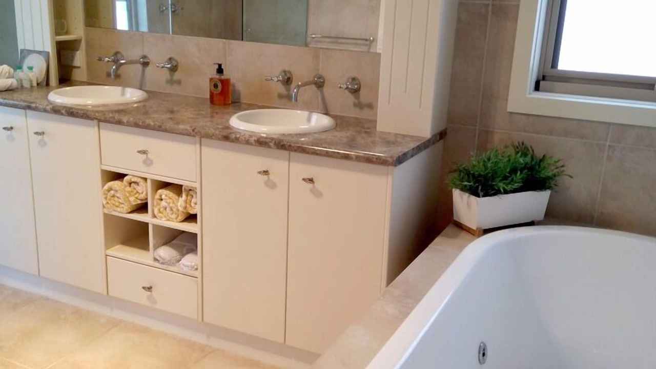 Photo of Bathroom in Boorolite