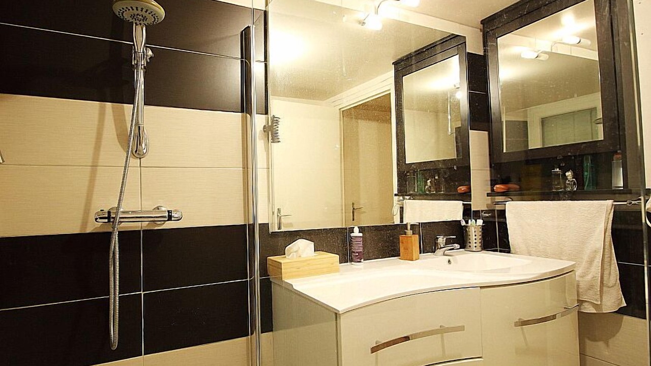 Photo of Others in Brenod