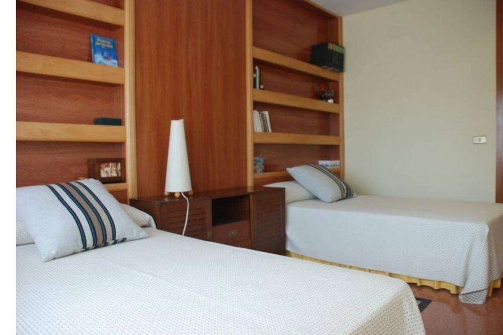 Photo of Bedroom in Roques Daurades