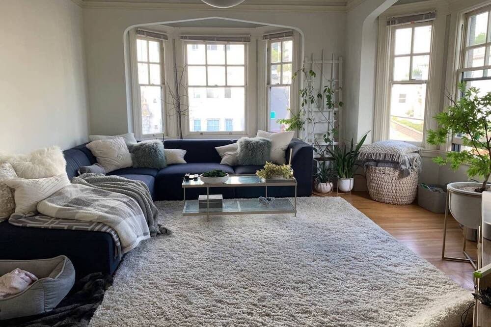 Photo of Bedroom in Pacific Heights