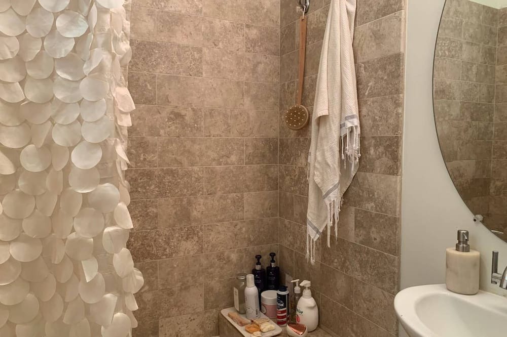 Photo of Bathroom in Pacific Heights