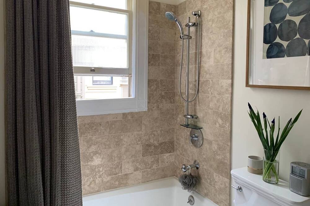 Photo of Bathroom in Pacific Heights