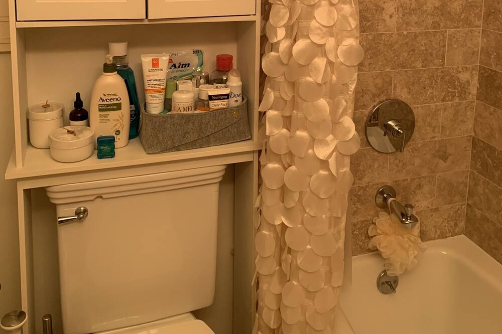Photo of Bathroom in Pacific Heights
