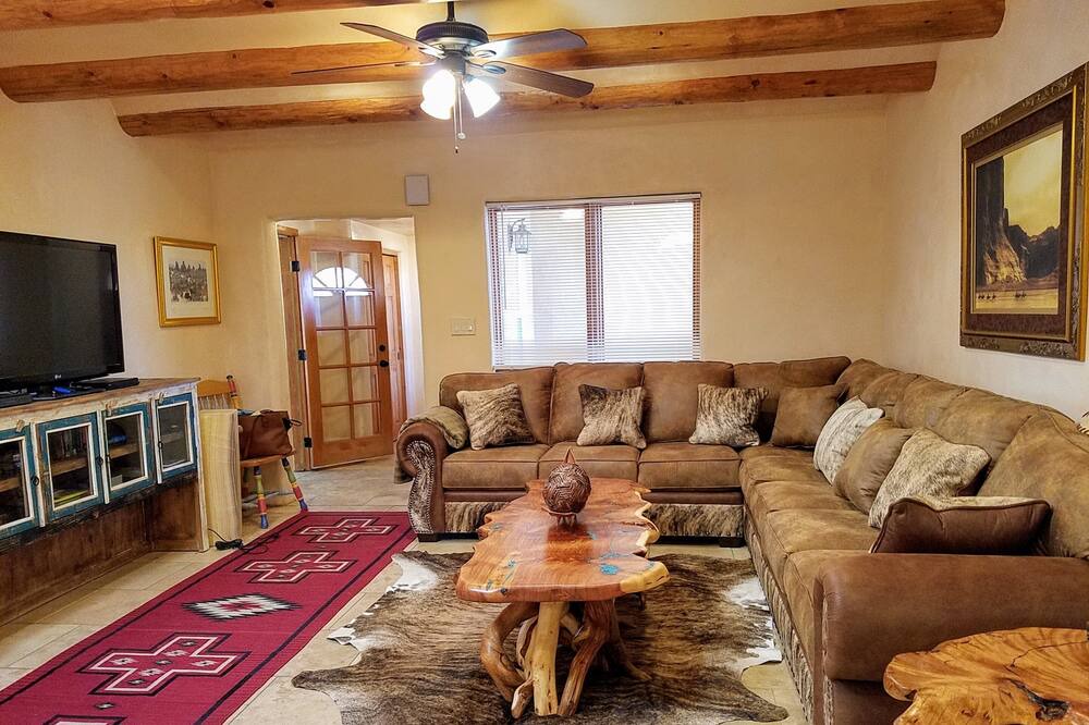 Photo of Livingroom in Santa Fe