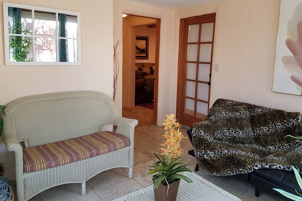 Photo of Livingroom in Santa Fe