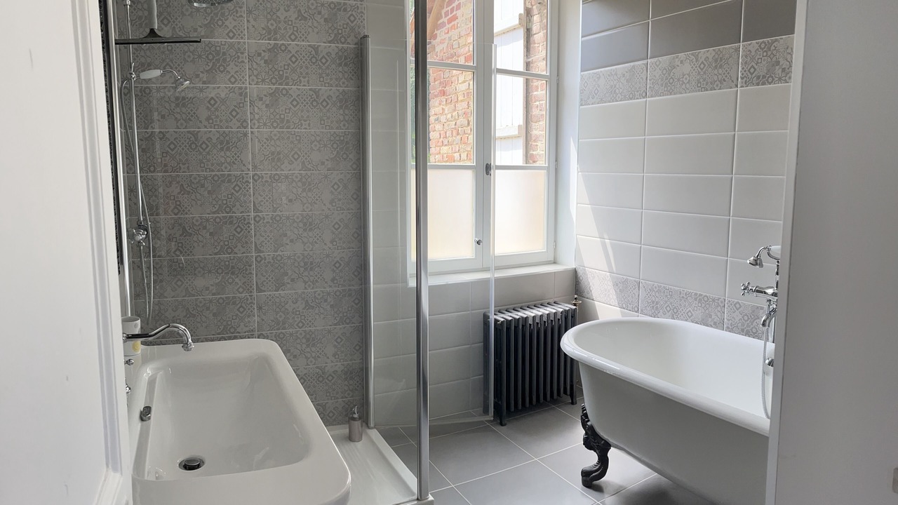 Photo of Others in Neuilly-l'Hopital