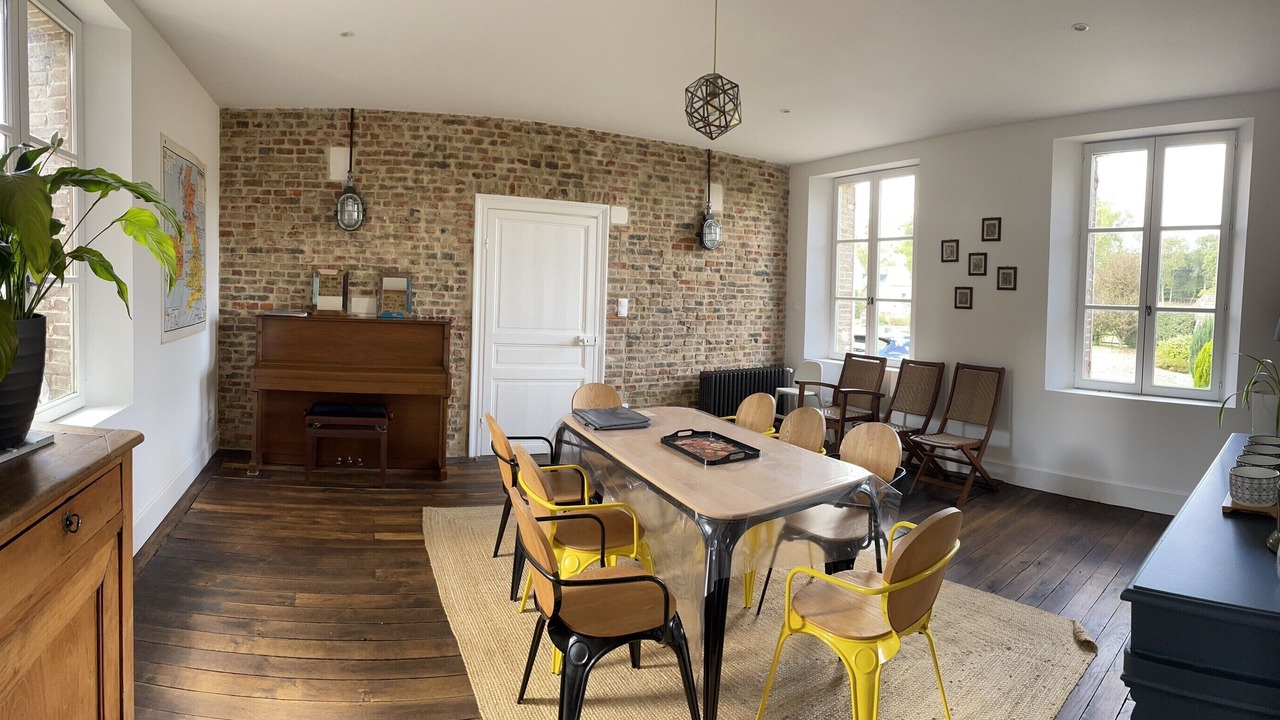 Photo of Others in Neuilly-l'Hopital