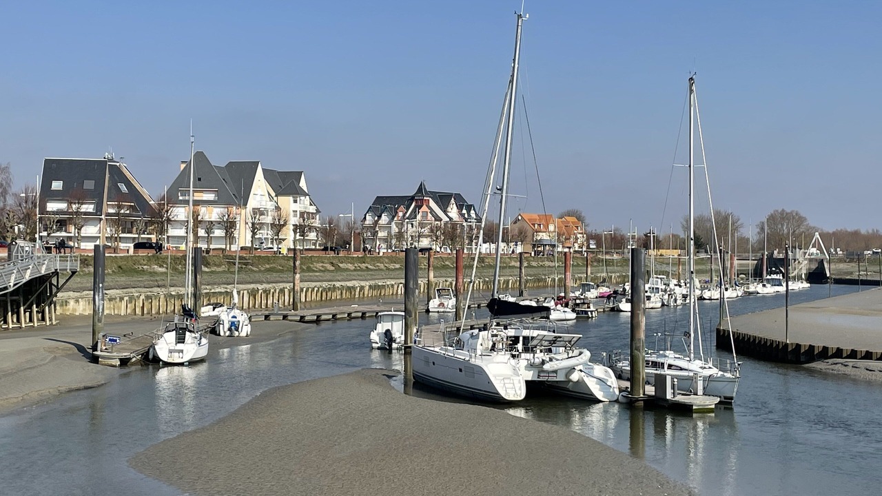 Photo of Others in Neuilly-l'Hopital
