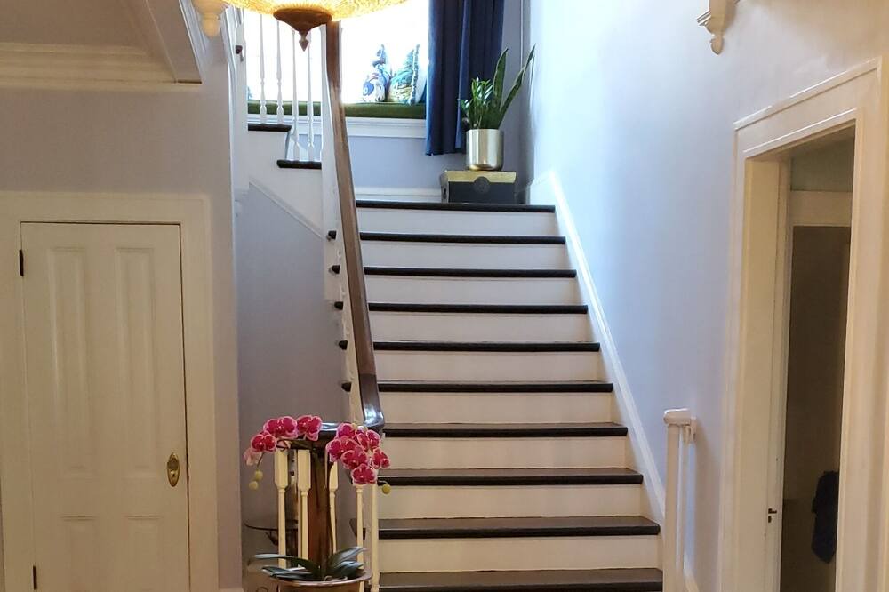 Photo of Others in Irvington