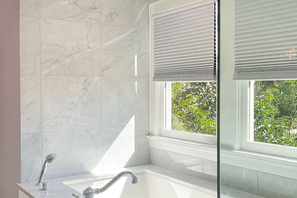 Photo of Others in Irvington