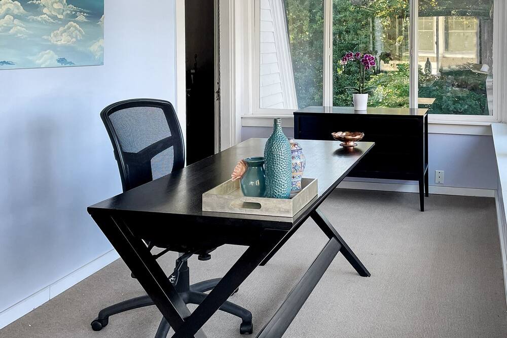 Photo of Others in Irvington