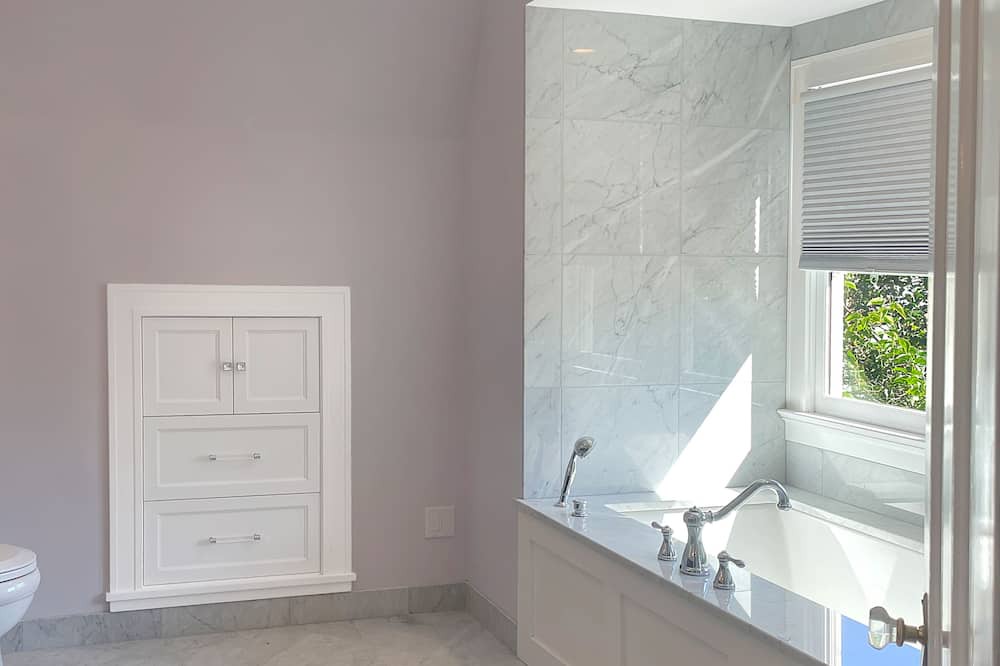 Photo of Bedroom in Irvington