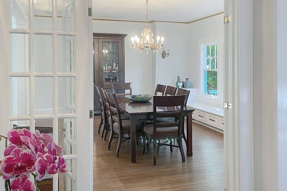 Photo of Others in Irvington