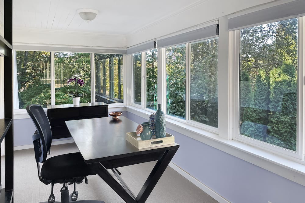 Photo of Bedroom in Irvington