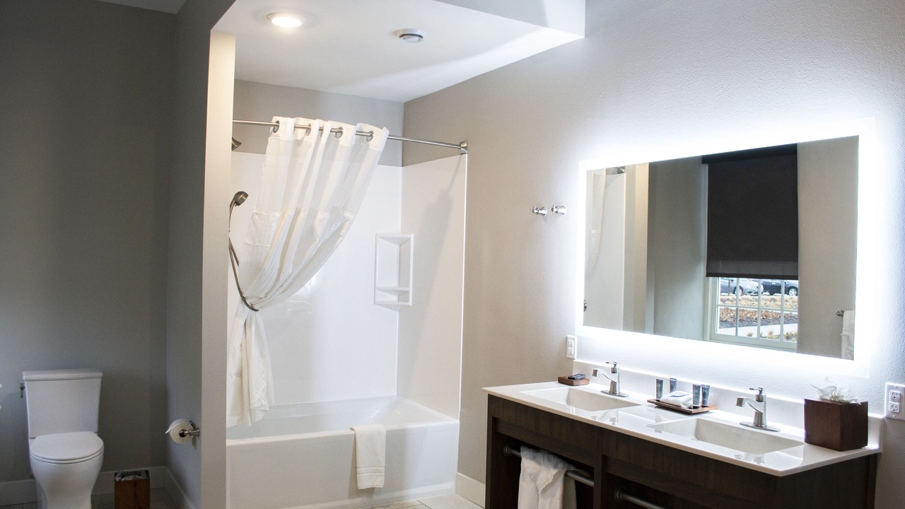 Photo of Bathroom in Amana