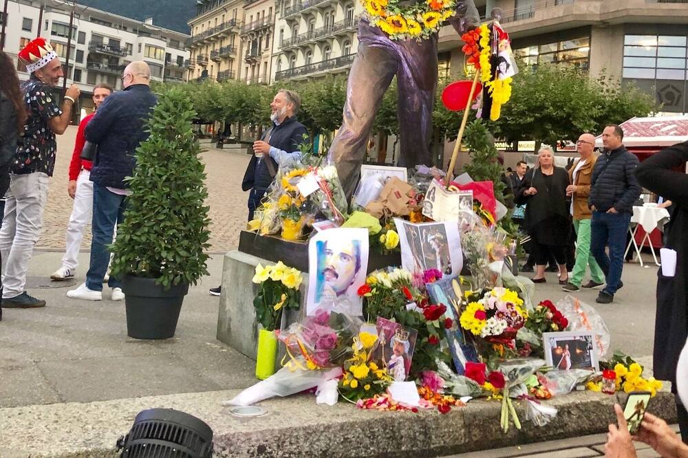 Photo of Others in Montreux