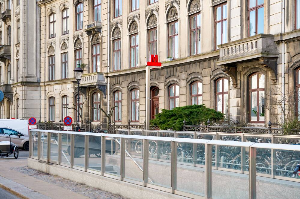 Photo of Outdoor in Nyhavn - Amalienborg