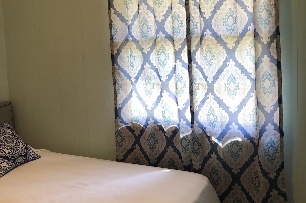 Photo of Others in Centre