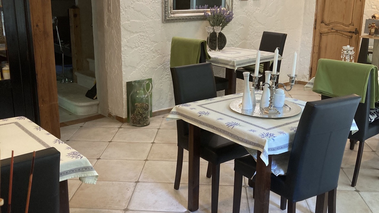 Photo of Livingroom in Puget