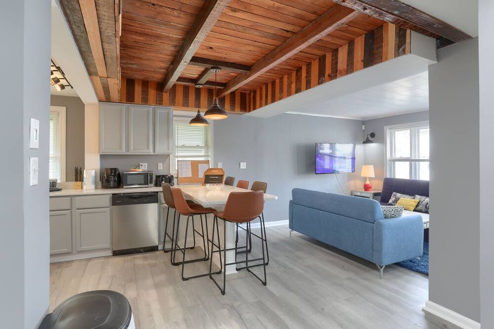 Photo of Livingroom in Hershey