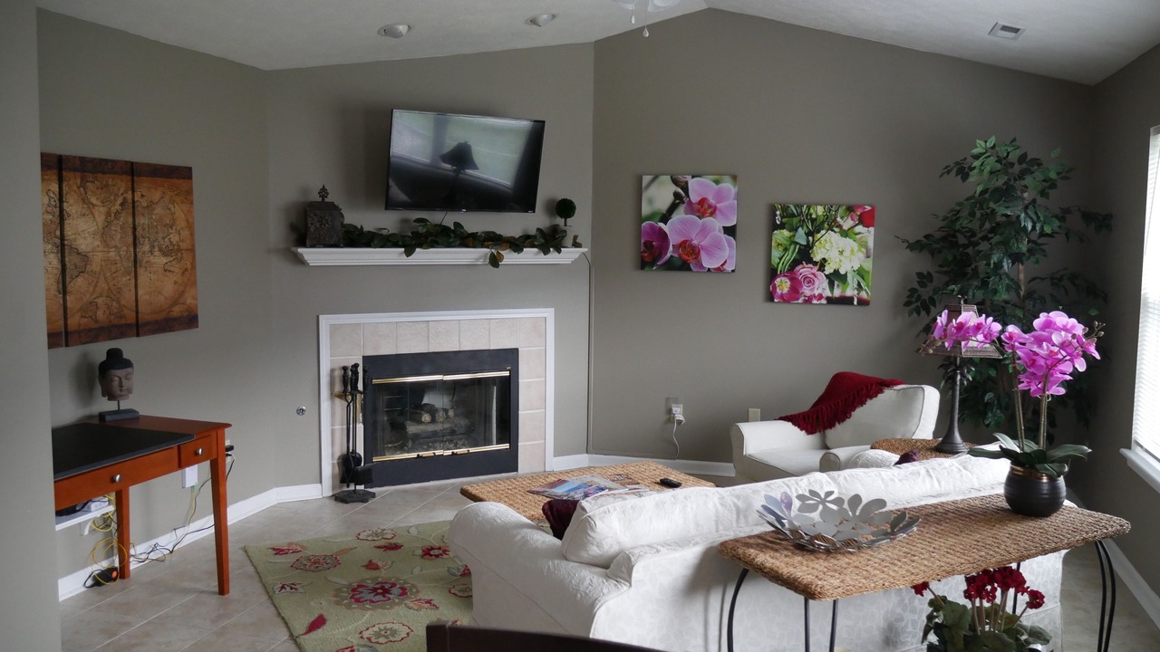 Photo of Livingroom in Carmel