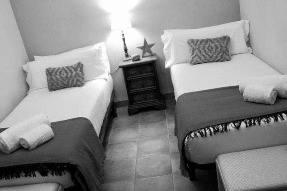 Photo of Bedroom in Alcover