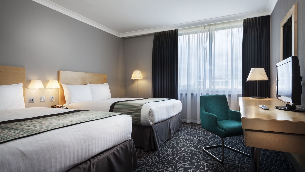 Photo of Bedroom in Heathrow Villages