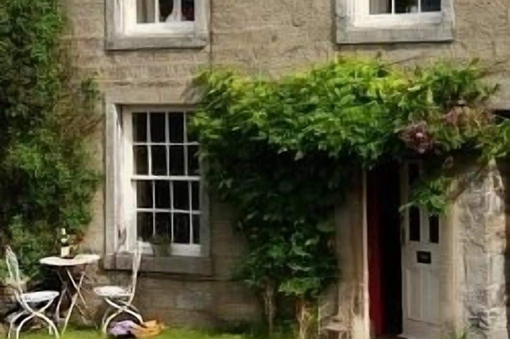 Photo of Others in Appletreewick