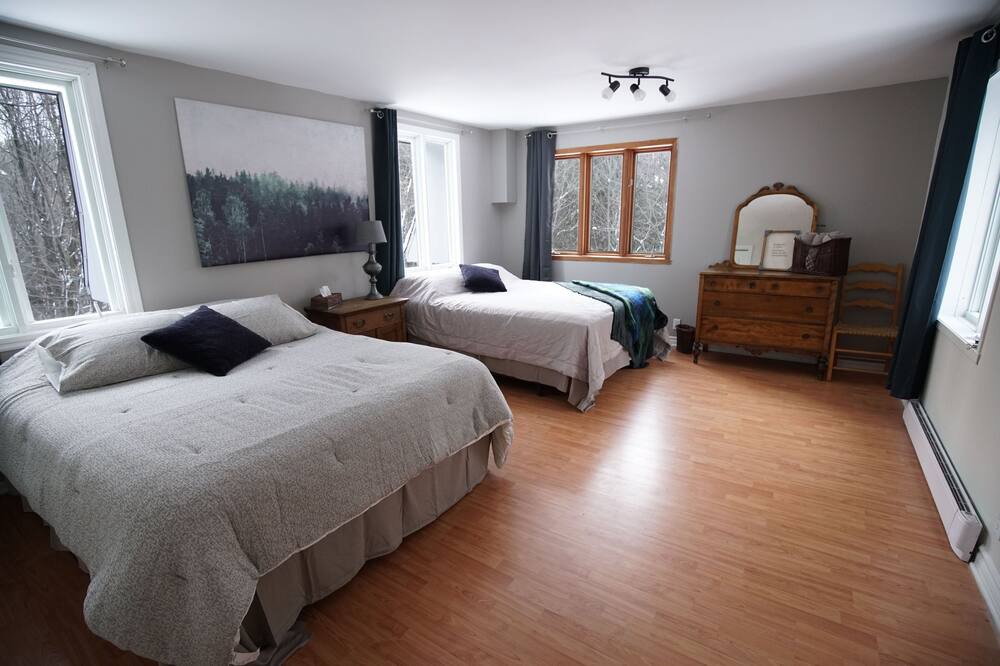 Photo of Bedroom in Rawdon