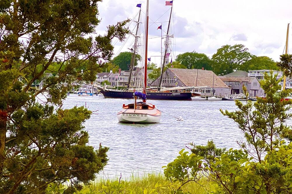 Photo of Others in Edgartown