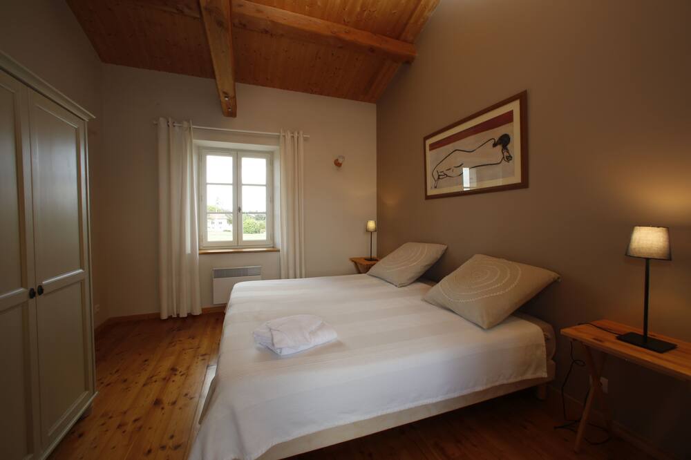 Photo of Bedroom in Roquecor