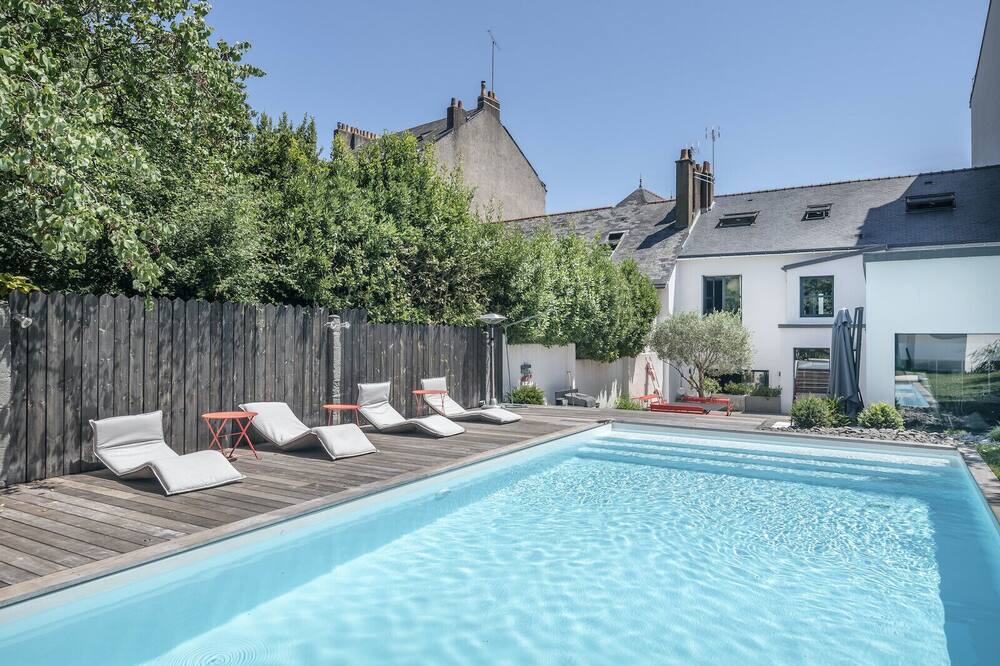 Photo of Outdoor in Hauts-Paves - Saint-Felix