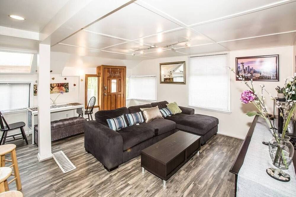 Photo of Livingroom in Green Lake