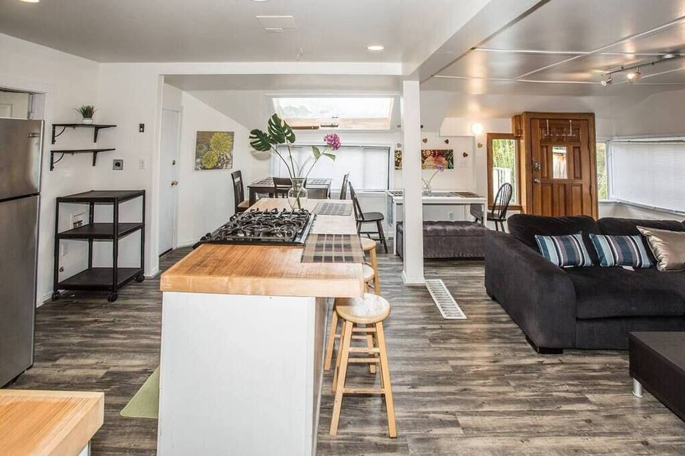 Photo of Kitchen in Green Lake