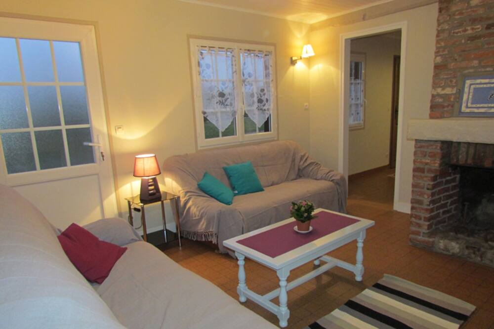 Photo of Livingroom in Royville