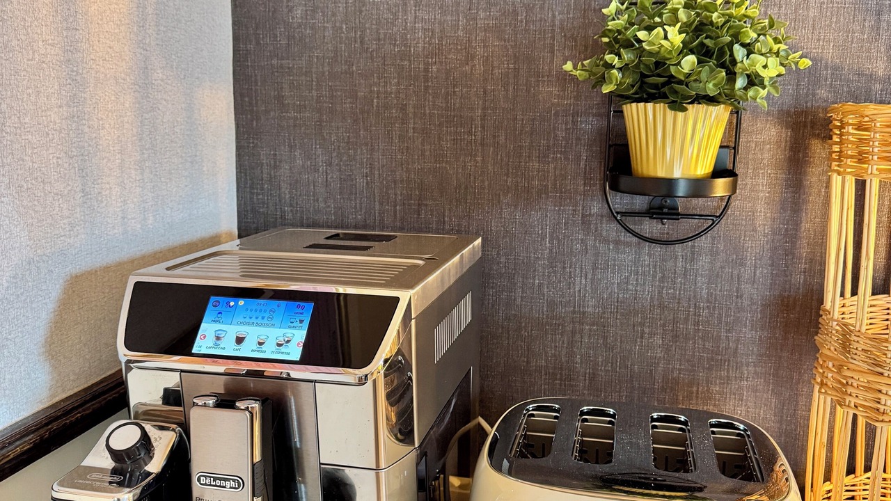 Photo of Others in Beauvoir