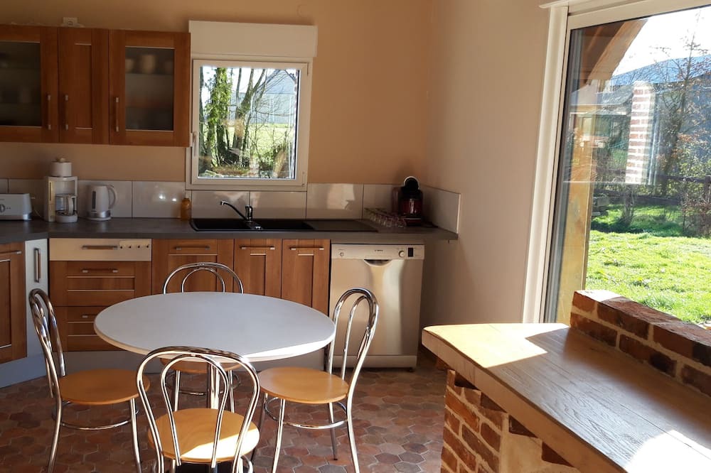 Photo of Kitchen in Etreville