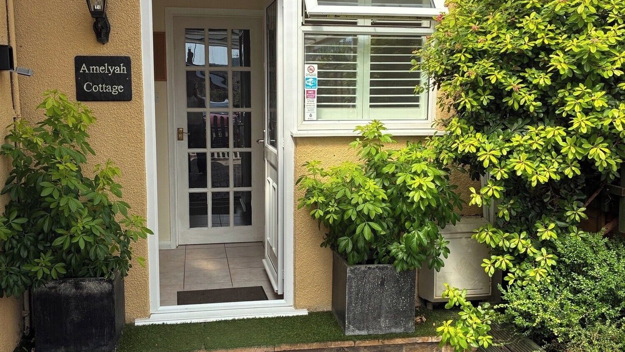 Photo of Outdoor in Sidcot