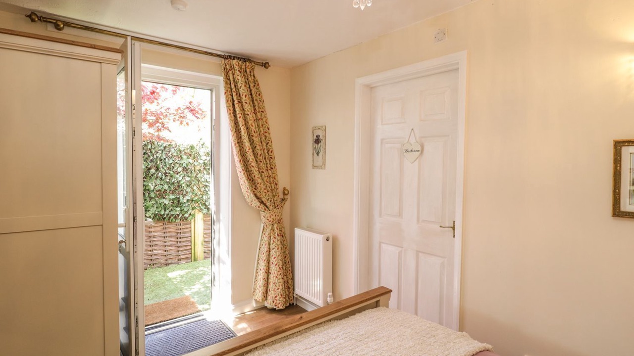 Photo of Others in Sidcot