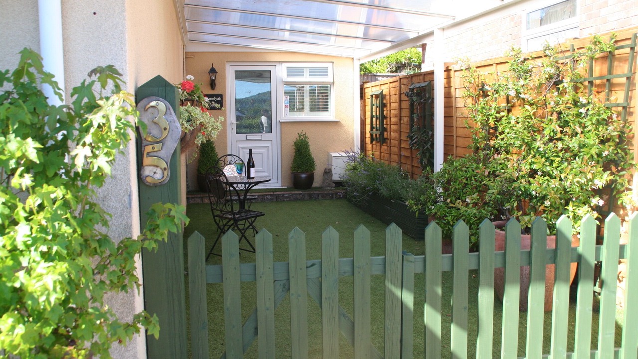 Photo of Others in Sidcot