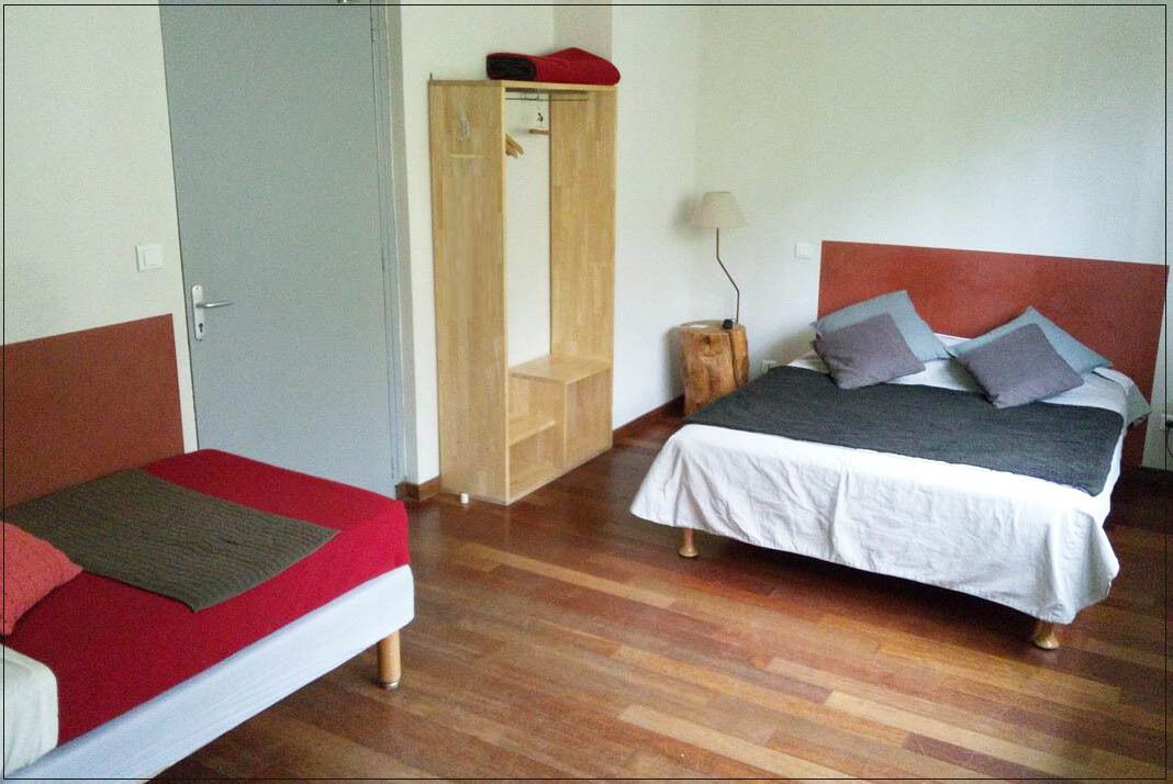 Photo of Bedroom in Campan
