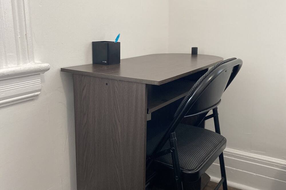 Photo of Bedroom in Englewood