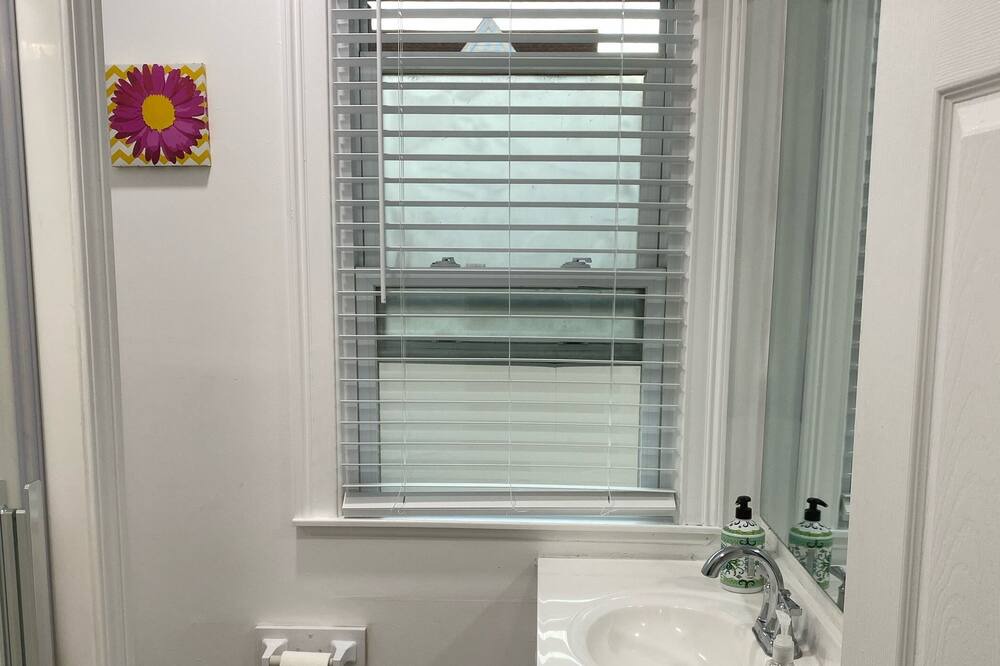 Photo of Bathroom in Englewood