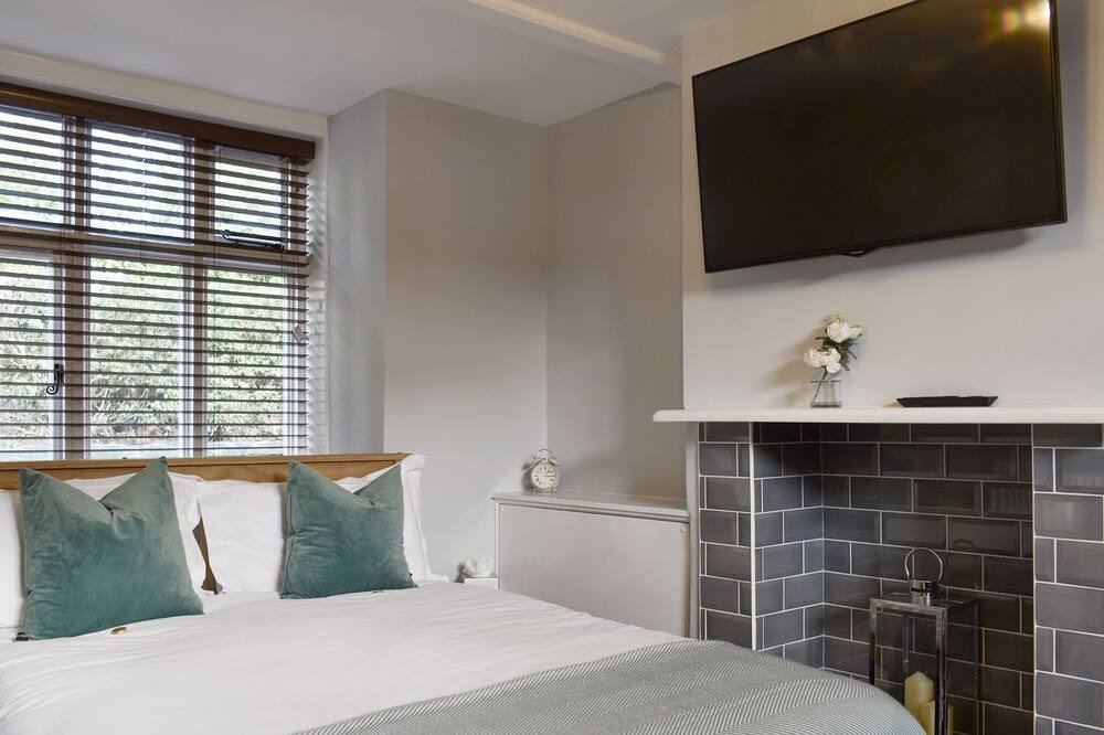 Photo of Bedroom in Royal Tunbridge Wells