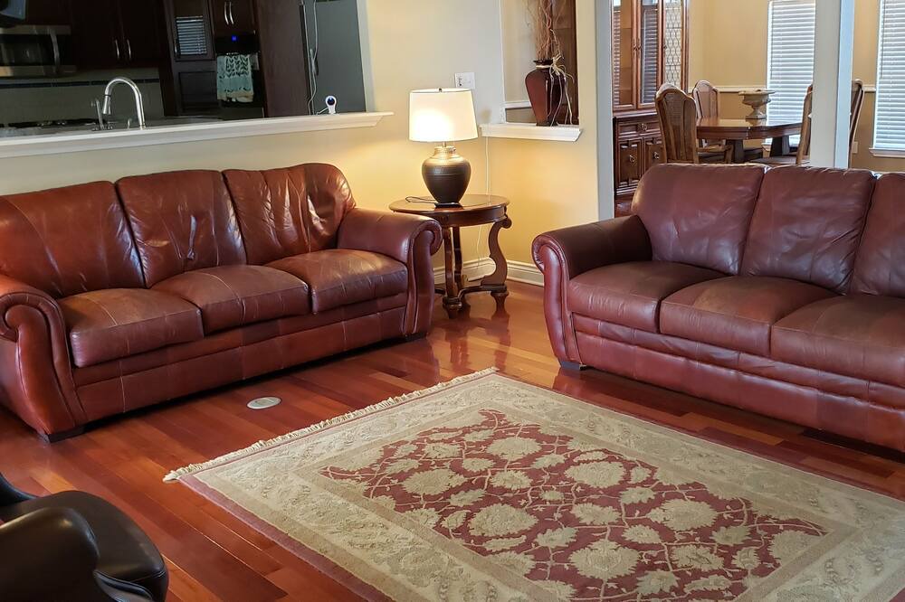 Photo of Livingroom in Liberty Hill