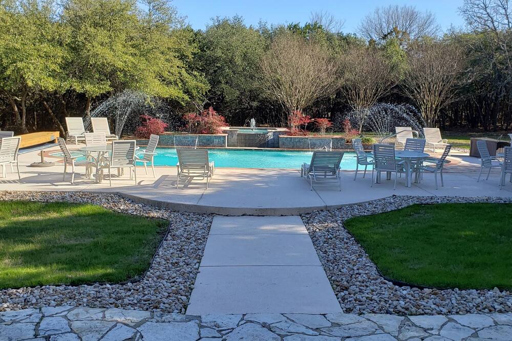 Photo of Outdoor in Liberty Hill