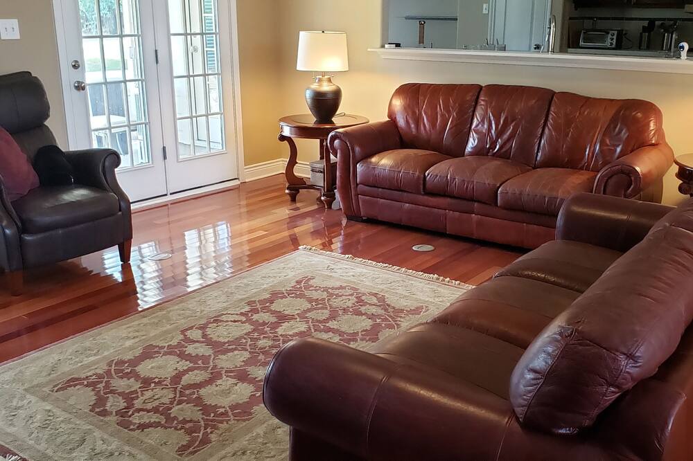 Photo of Livingroom in Liberty Hill